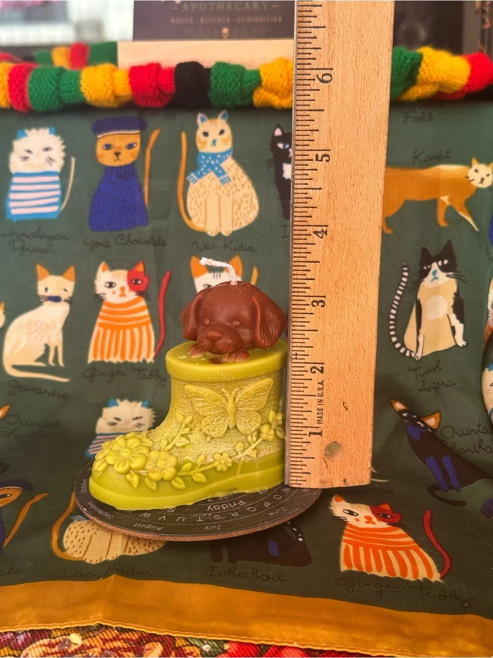 Puppy in the Garden Boot Candle